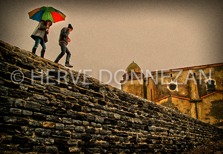 3649_0227_COLLIOURE_PARAPLUIE_AUTOCHROM_