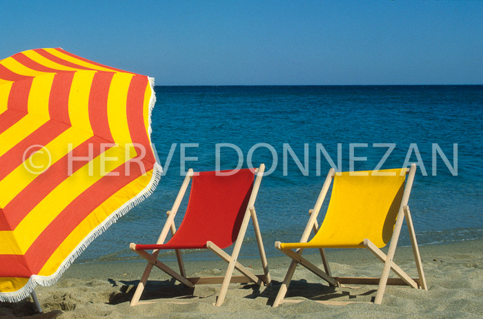 0026391 -CANET-PLAGE-PARASOLS