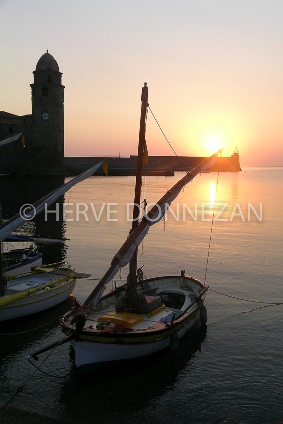 0665.3669 COLLIOURE SUNRISE 