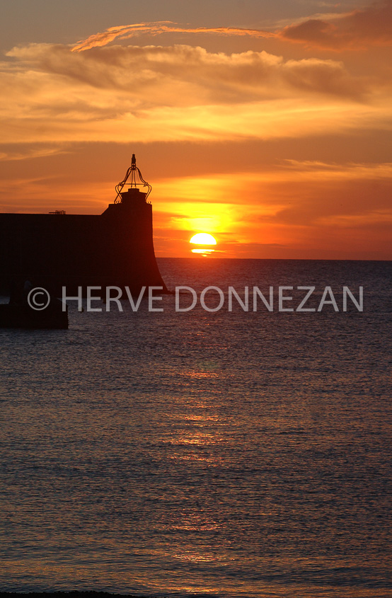 0812-3579 COLLIOURE SUNRISE 