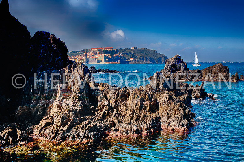 4379_9344_COLLIOURE_ROCHER_HDR
