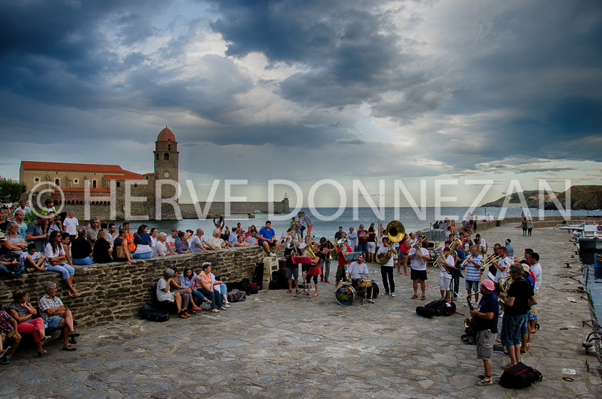 5895-7342-COLLIOURE-FANFARE