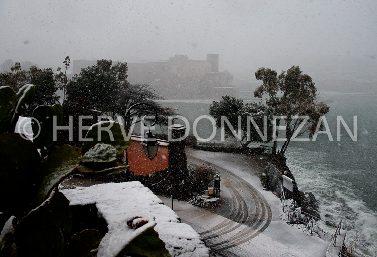 3032_3103_COLLIOURE_NEIGE