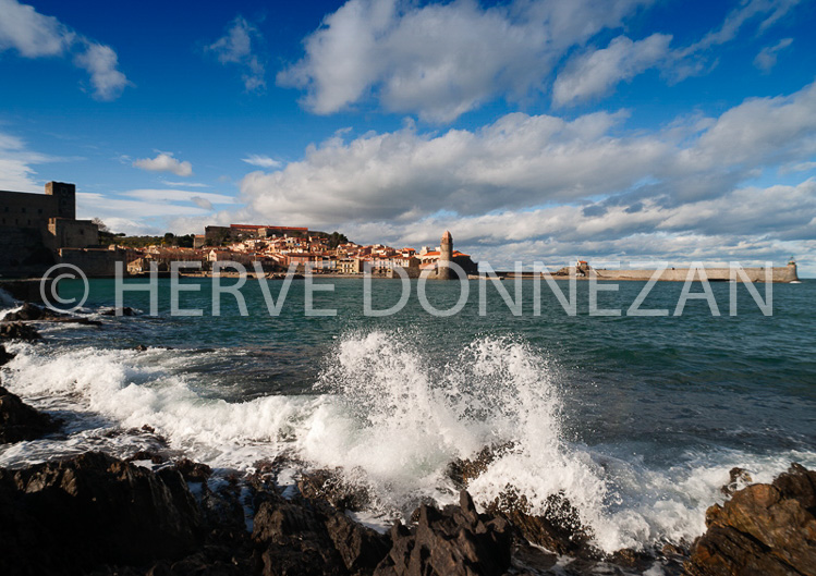 4005_110455_COLLIOURE_VAGUE_