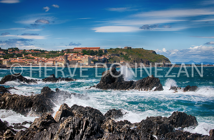 6600-0137847-COLLIOURE-VAGUES-HDR