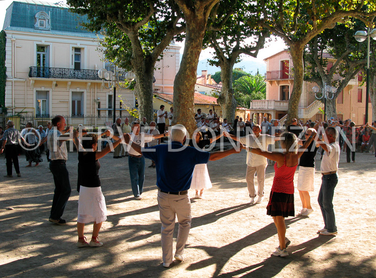 SAINT VINCENT-3472_219_COLLIOURE_SARDANES_OR