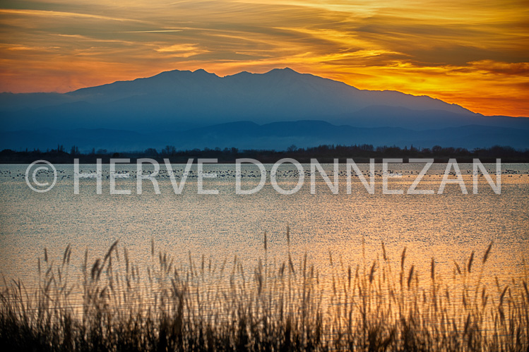 6099-0161475-CANIGOU-SUNSET-ETANG