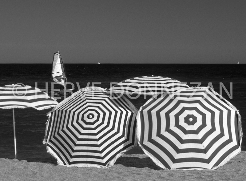 2796_22680_PARASOL_POLA_BN_28