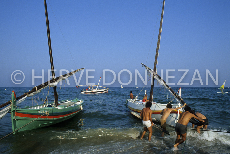 0040906 LE BARCARES PLAGE CATALANES