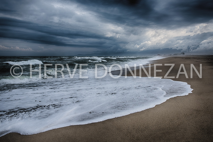 6057-0143809-PLAGE RIVAGE TEMPETE-OR