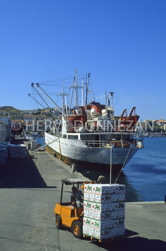 FRANCE ROUSSILLON PYRENEES ORIENTALES PORT VENDRES